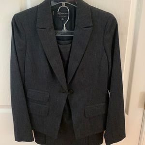 Anne Klein gray suit